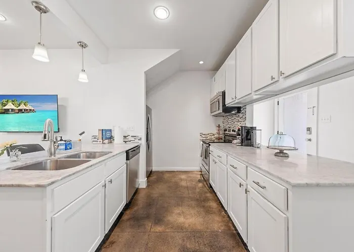 Appartement The Festival Retreat King Bd Cajun Luxury Book Now Lafayette