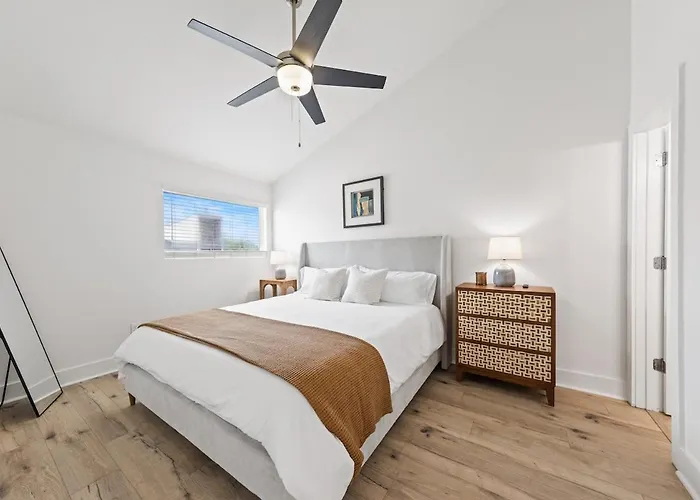 The Festival Retreat King Bd Cajun Luxury Book Now * Lafayette